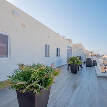 Kernice Penthouse With Sea And Country Views Of Xghajra Kültér fotó