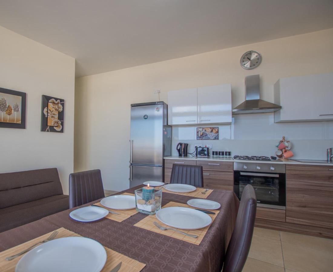 Kernice Penthouse With Sea And Country Views Of Xghajra Kültér fotó