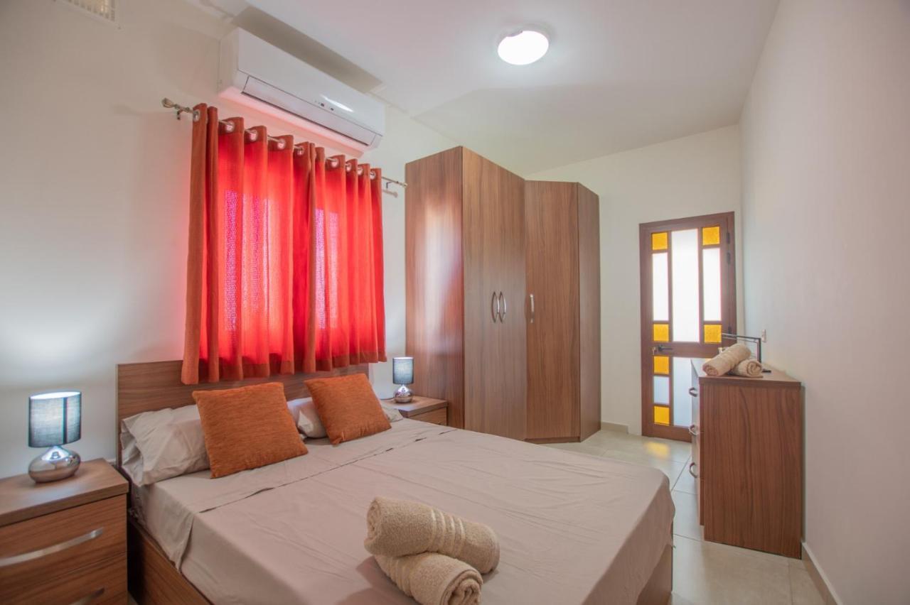 Kernice Penthouse With Sea And Country Views Of Xghajra Kültér fotó